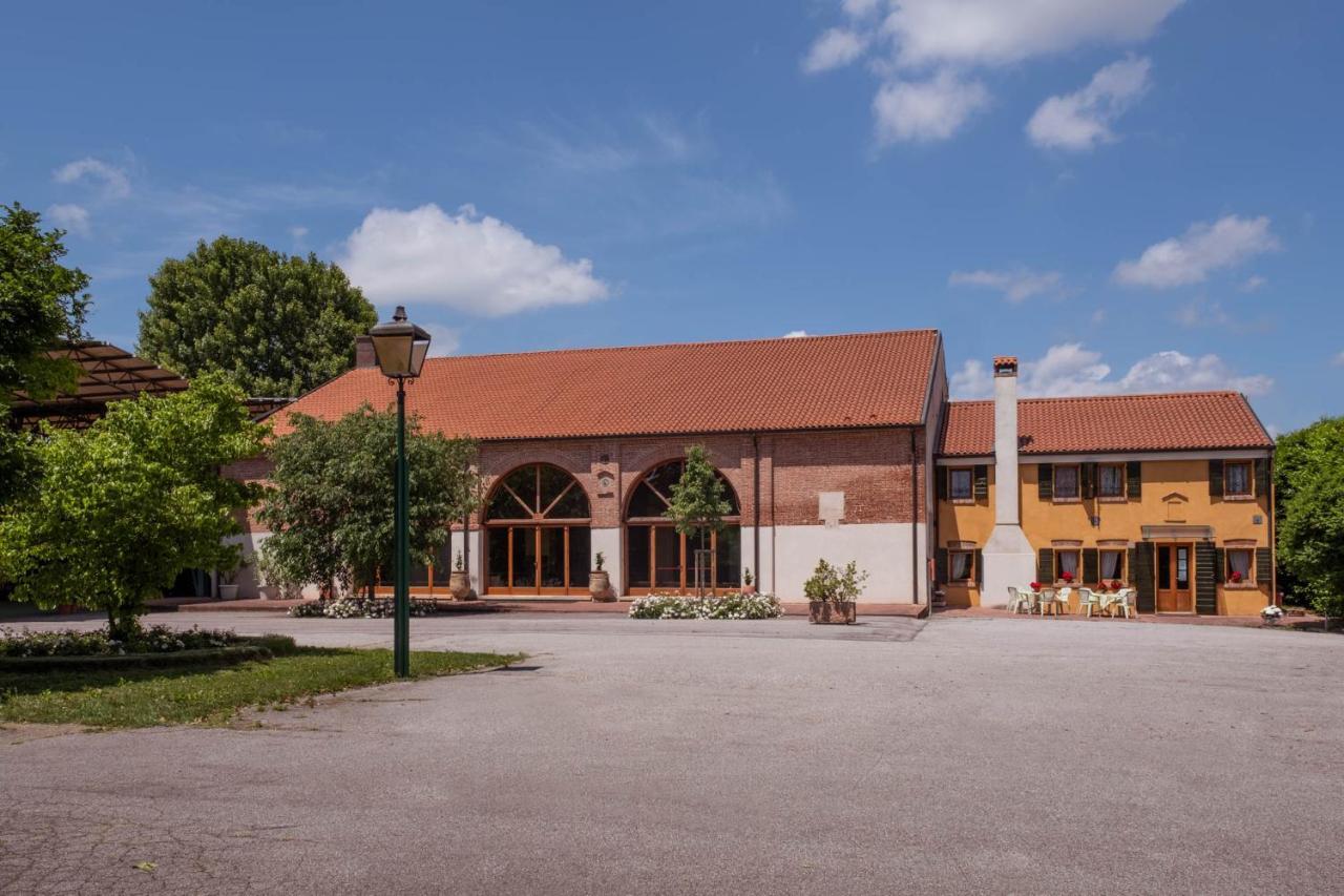 Agriturismo Le 4 Rose Vescovana Екстер'єр фото